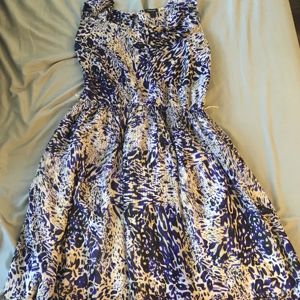 Business causal dress